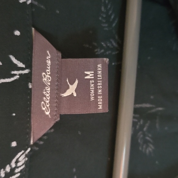 Eddie Bauer Dark Green Long Sleeve Top Size Medium - Picture 5 of 7